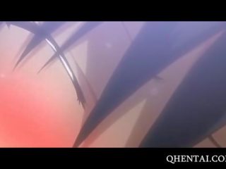 Hentai seductress makakakuha ng fucked sa pamamagitan ng a hung warrior